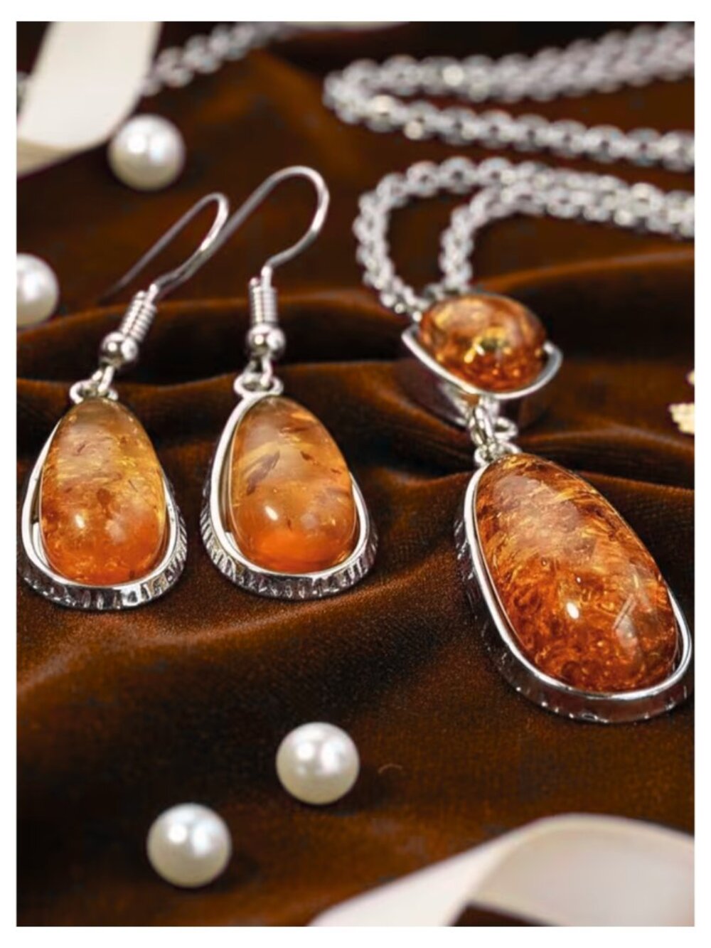 NWT Faux Amber Teardrop Pendant Necklace Earrings Jewelry Set White K Plate